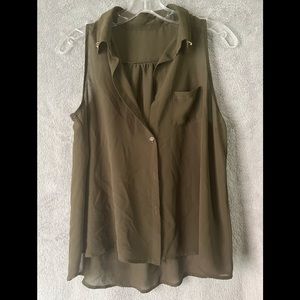 Women/Teen Flow Flare Top